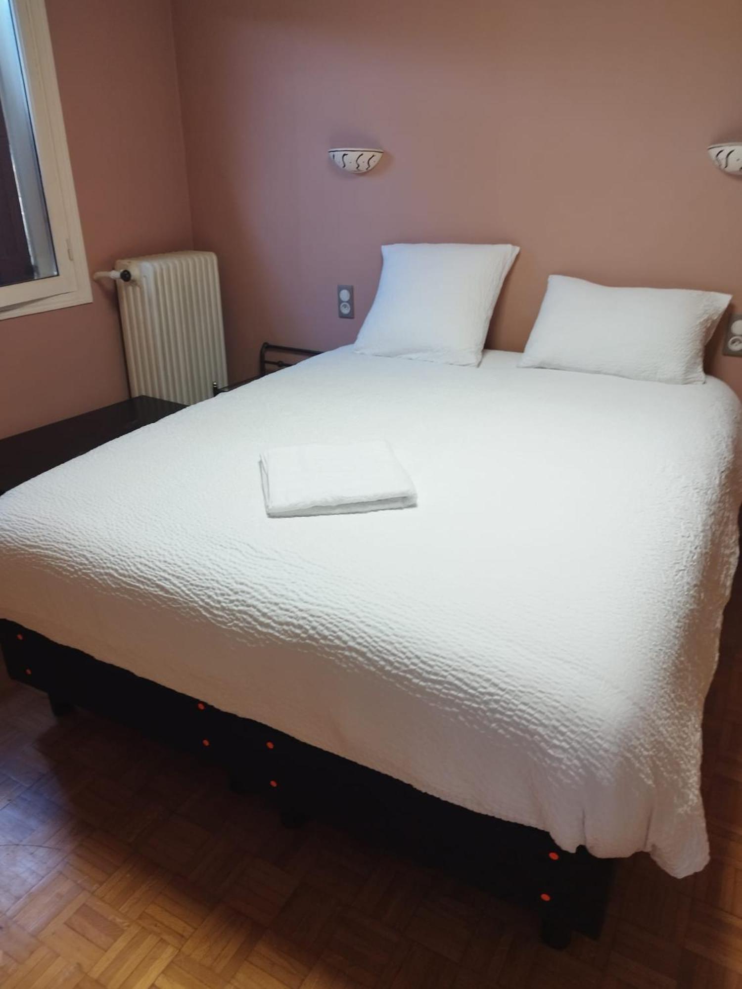 Appart'Hotel Des 3 Vallees Le Pied A Terre Seranon Екстер'єр фото