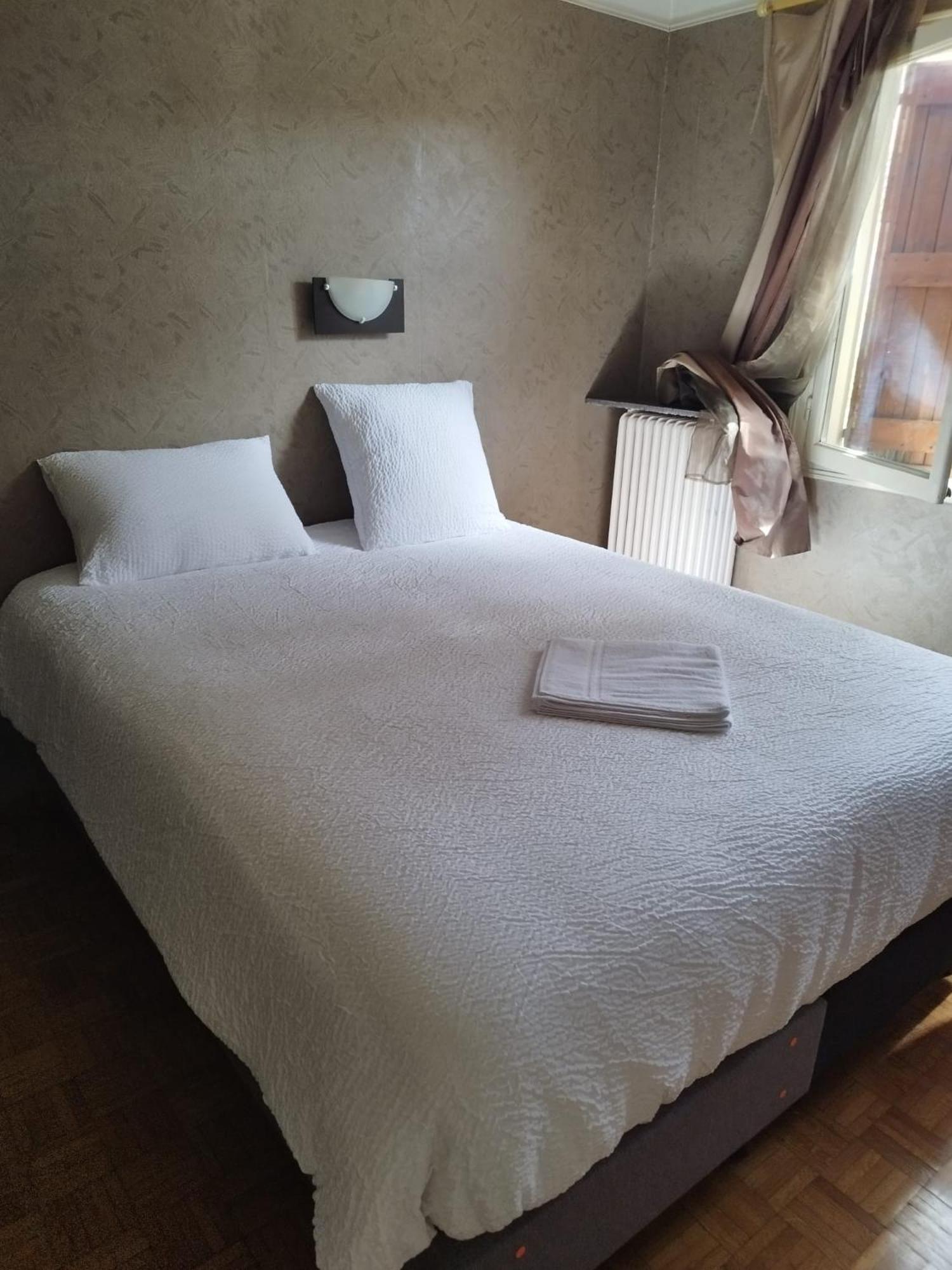 Appart'Hotel Des 3 Vallees Le Pied A Terre Seranon Екстер'єр фото